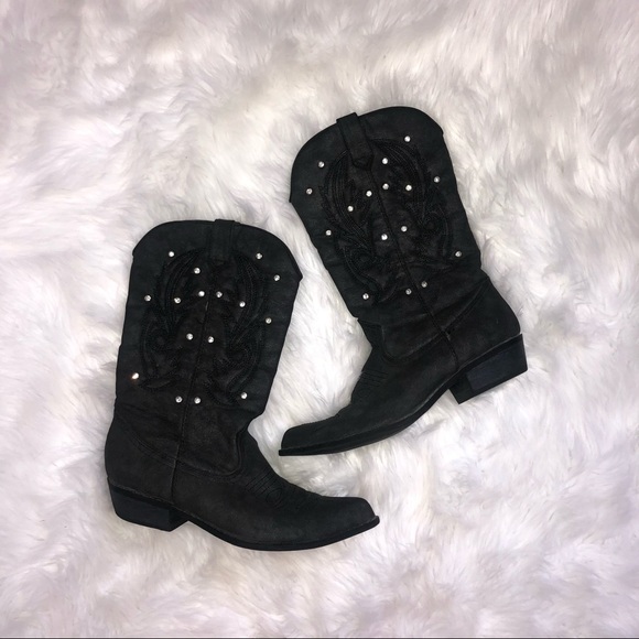 Coconuts by Matisse Shoes Coconuts Black Gemmed Cowboy Boots Size 8